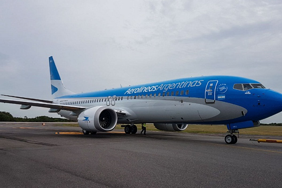 PARO DE PILOTOS DE AEROLINEAS ARGENTINAS POR RECLAMO SALARIAL: CANCELACIONES DE VUELOS EN EZEIZA Y AEROPARQUE