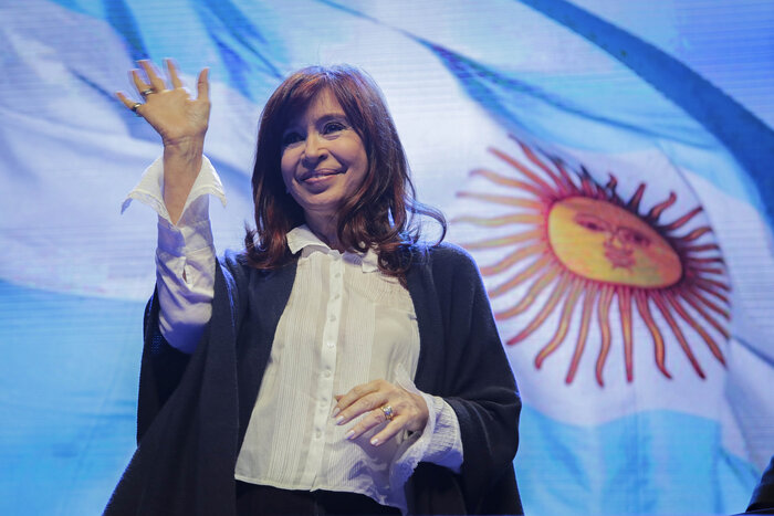 CFK ASUME LA CONDUCCIÓN DEL PJ Y TRABAJA EN LA COHESIÓN DEL PERONISMO