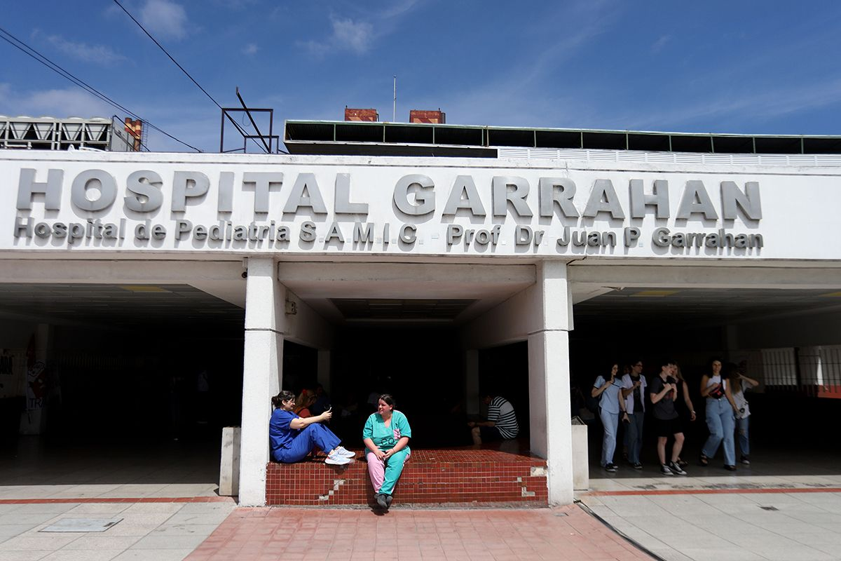 EL GARRAHAN, EN URGENCIA: PARO TOTAL Y MARCHA AL MINISTERIO DE SALUD