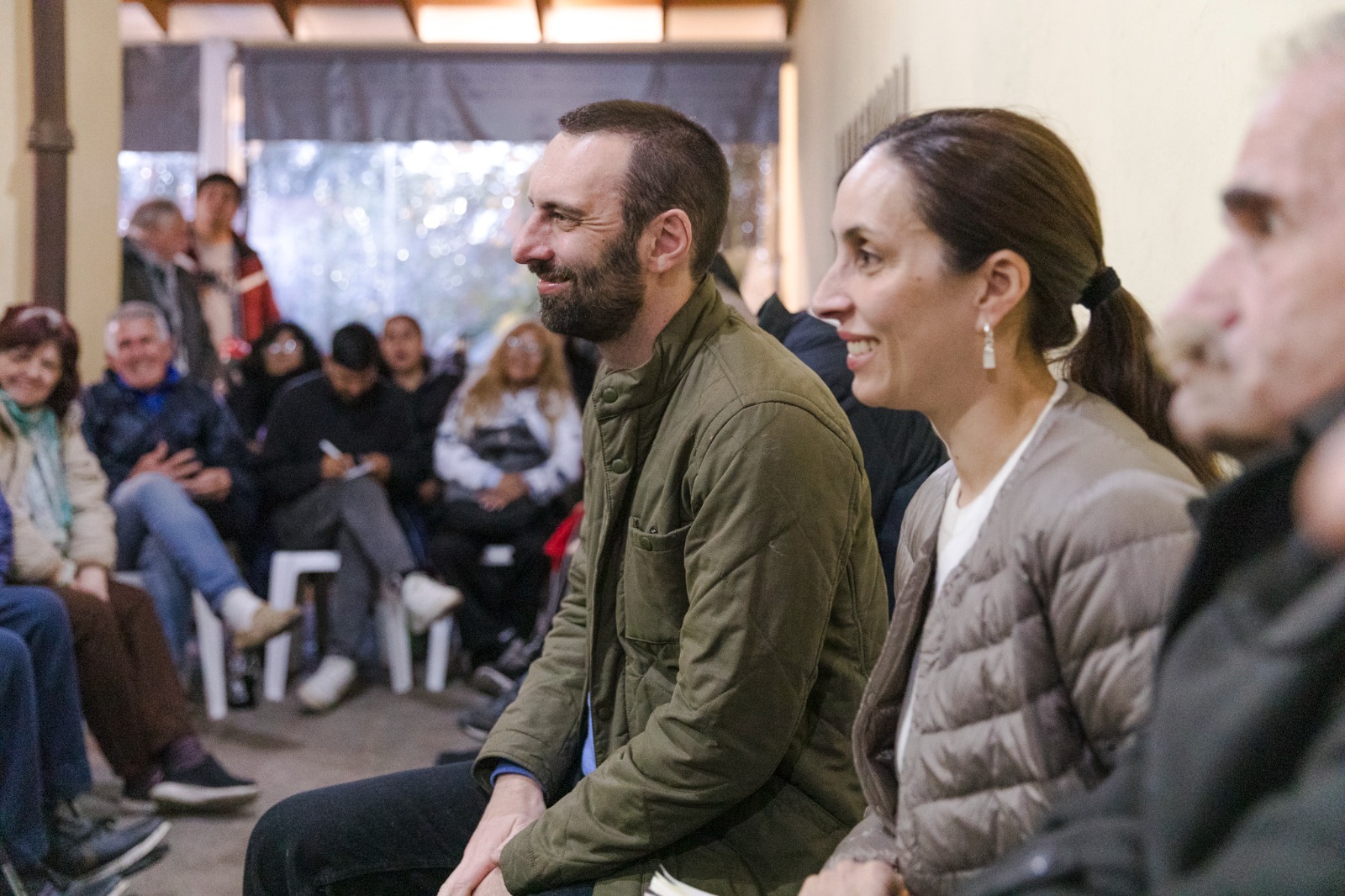 “INSTALAMOS 500 NUEVAS CÁMARAS Y CUADRUPLICAMOS EL PATRULLAJE”: SELCI Y FLOR LAMPREABE SE REUNIERON CON VECINOS DEL BARRIO ASUNCIÓN Y REPASARON LOS AVANCES DE LA GESTIÓN
