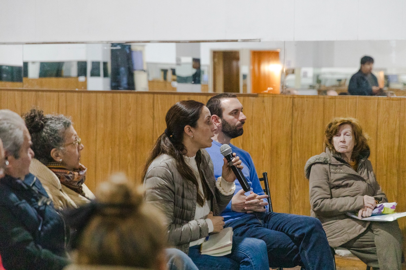 “INSTALAMOS 500 NUEVAS CÁMARAS Y CUADRUPLICAMOS EL PATRULLAJE”: SELCI Y FLOR LAMPREABE SE REUNIERON CON VECINOS DE PARQUE QUIRNO Y REPASARON LOS AVANCES DE LA GESTIÓN