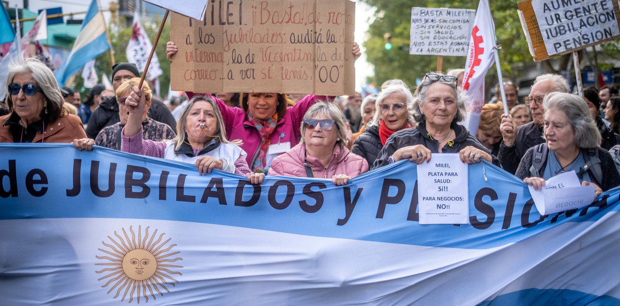 CONTINÚA CONGELADO EN $70 MIL EL BONO PARA JUBILADOS Y PENSIONADOS