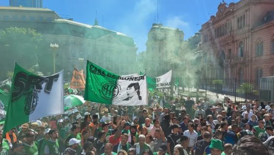 LA MOTOSIERRA DE MILEI Y 800 DESPIDOS EN EL MINISTERIO DE CAPITAL HUMANO