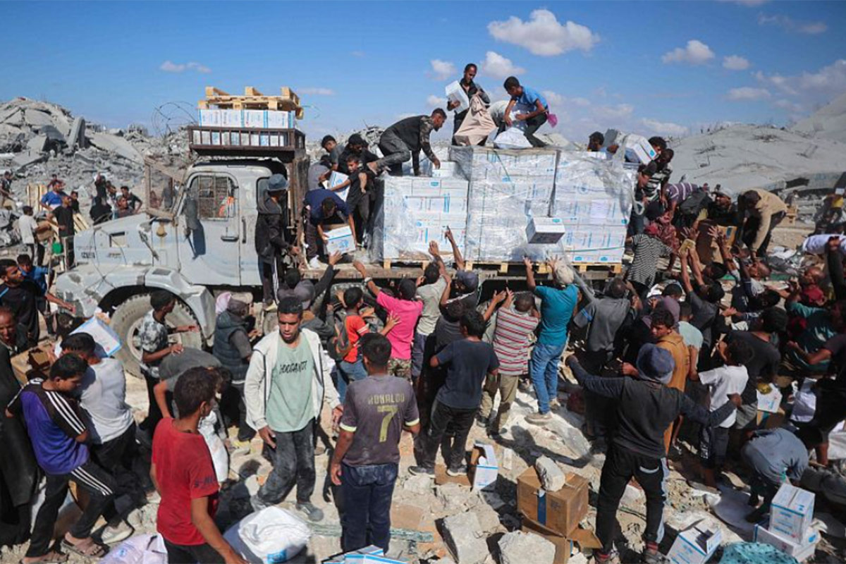 GAZA: INGRESAN LOS PRIMEROS CAMIONES CON AYUDA HUMANITARIA TRAS EL ALTO EL FUEGO