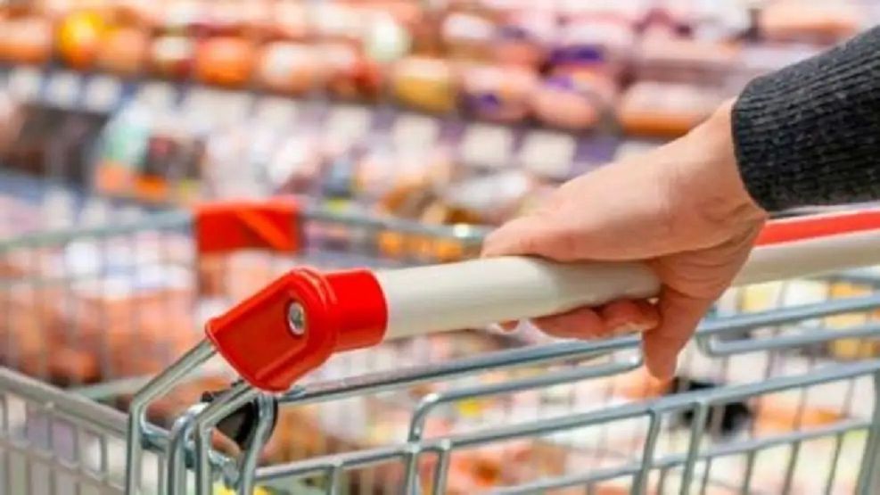 LA INFLACIÓN DE NOVIEMBRE SE ACELERÓ A 2,5% Y EL ALZA INTERANUAL LLEGÓ AL 31,4%