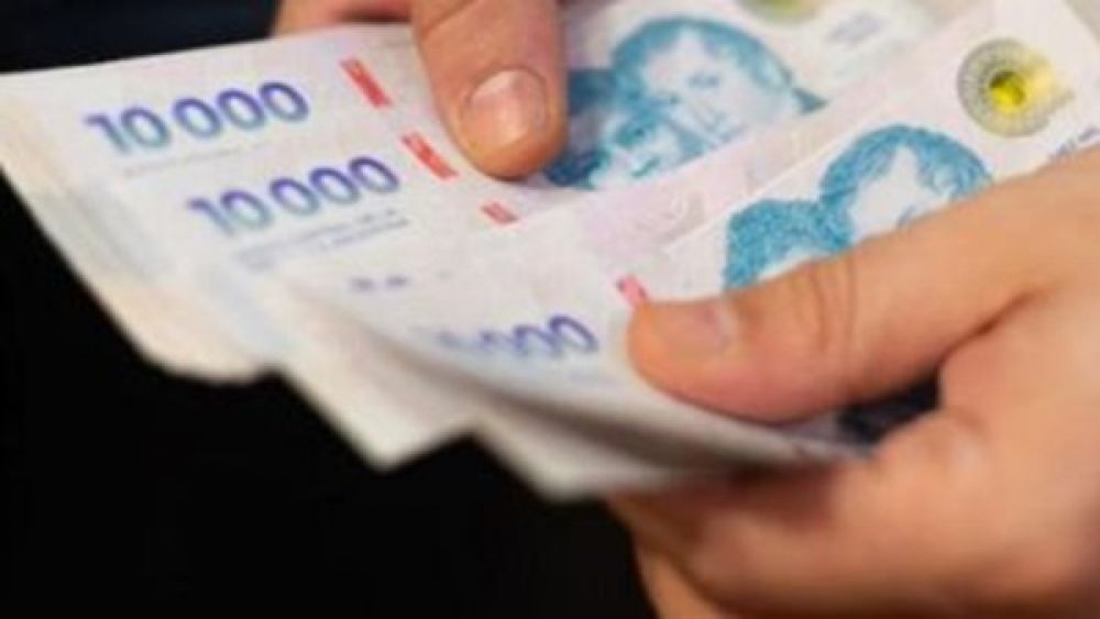 MILEI DECRETA UN SALARIO MÍNIMO POR DEBAJO DE LA LÍNEA DE INDIGENCIA