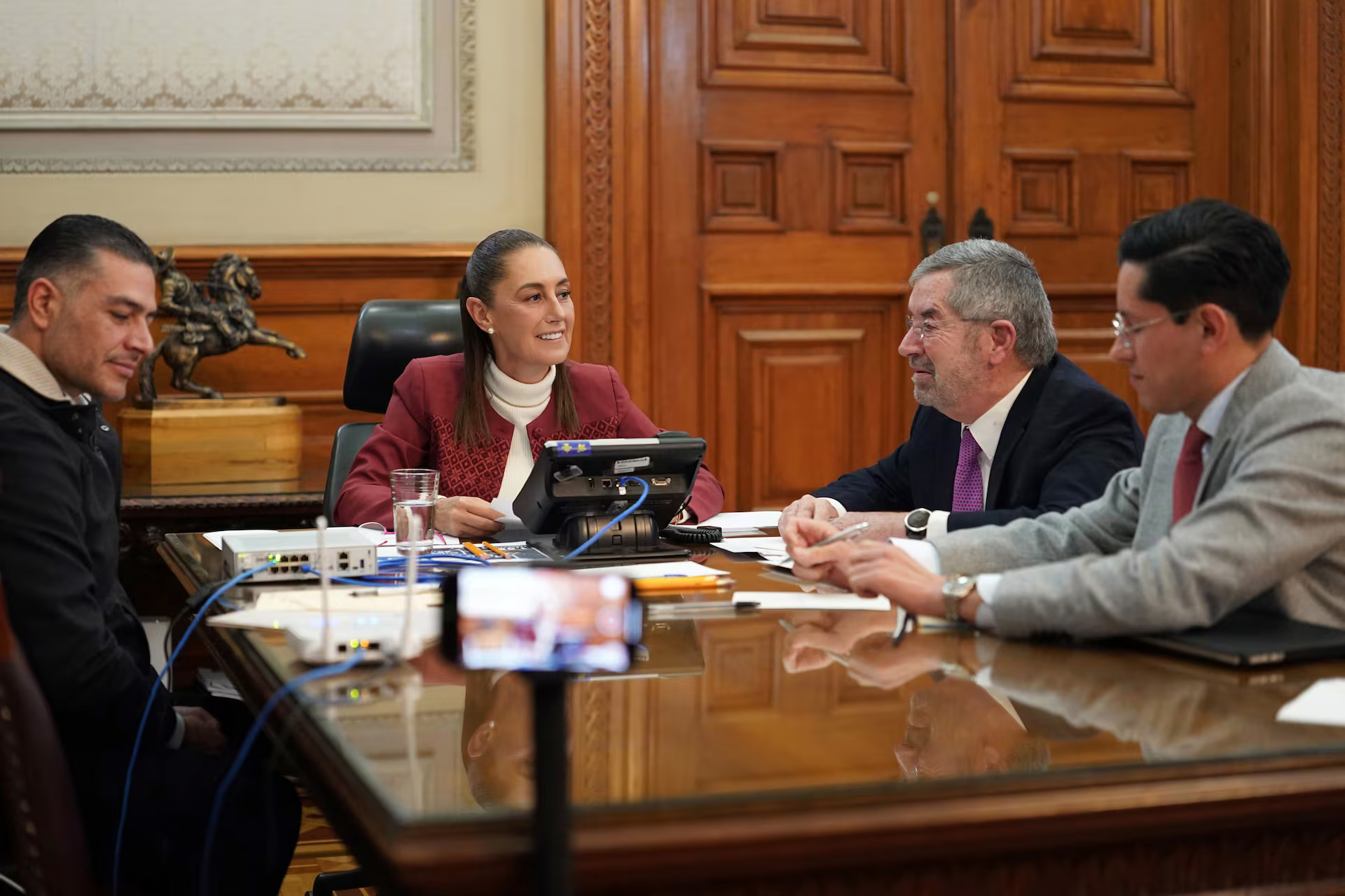 MÉXICO: SHEINBAUM HABLÓ CON TRUMP Y DESCARTÓ EL ENVÍO DE TROPAS DE EEUU