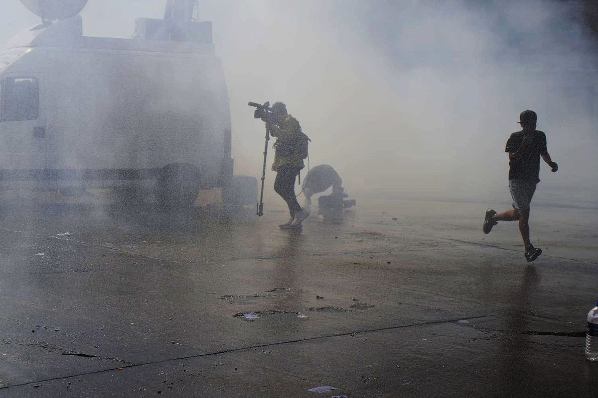 REPRESIÓN Y CACERÍA EN EL CONGRESO DURANTE LA PROTESTA CONTRA LA REFORMA LABORAL