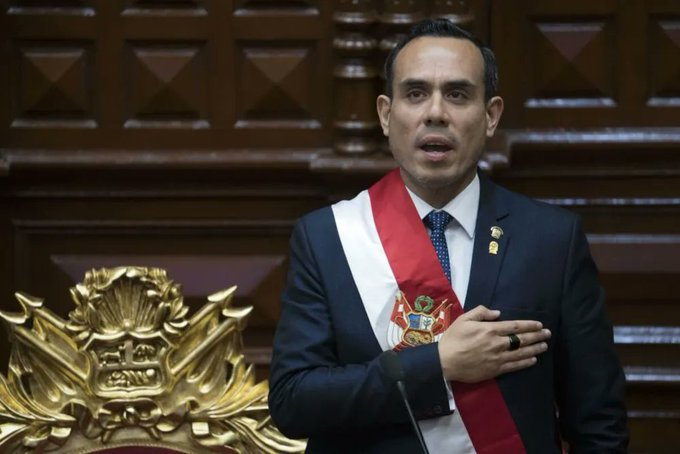 OTRO PRESIDENTE DESTITUIDO EN PERÚ: EL CONGRESO ECHÓ A JOSÉ JERÍ TRAS SOLO CUATRO MESES EN EL PODER