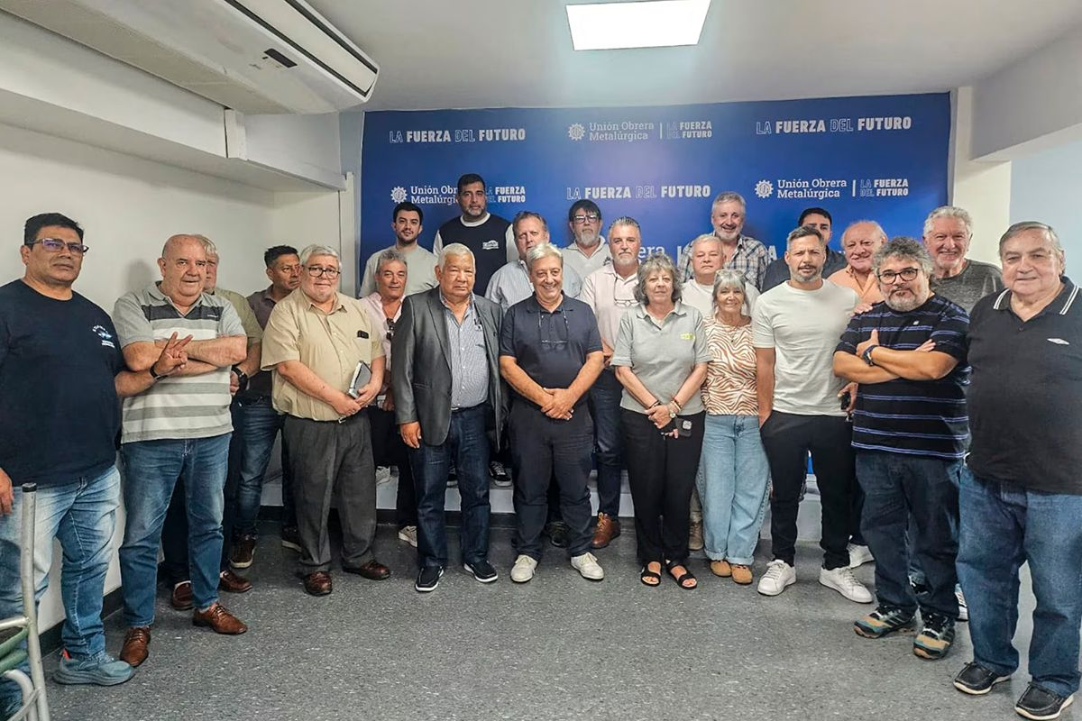 SINDICATOS Y ORGANIZACIONES SOCIALES IMPULSAN UN PARO ACTIVO Y MARCHARÁN AL CONGRESO EN RECHAZO A LA REFORMA LABORAL