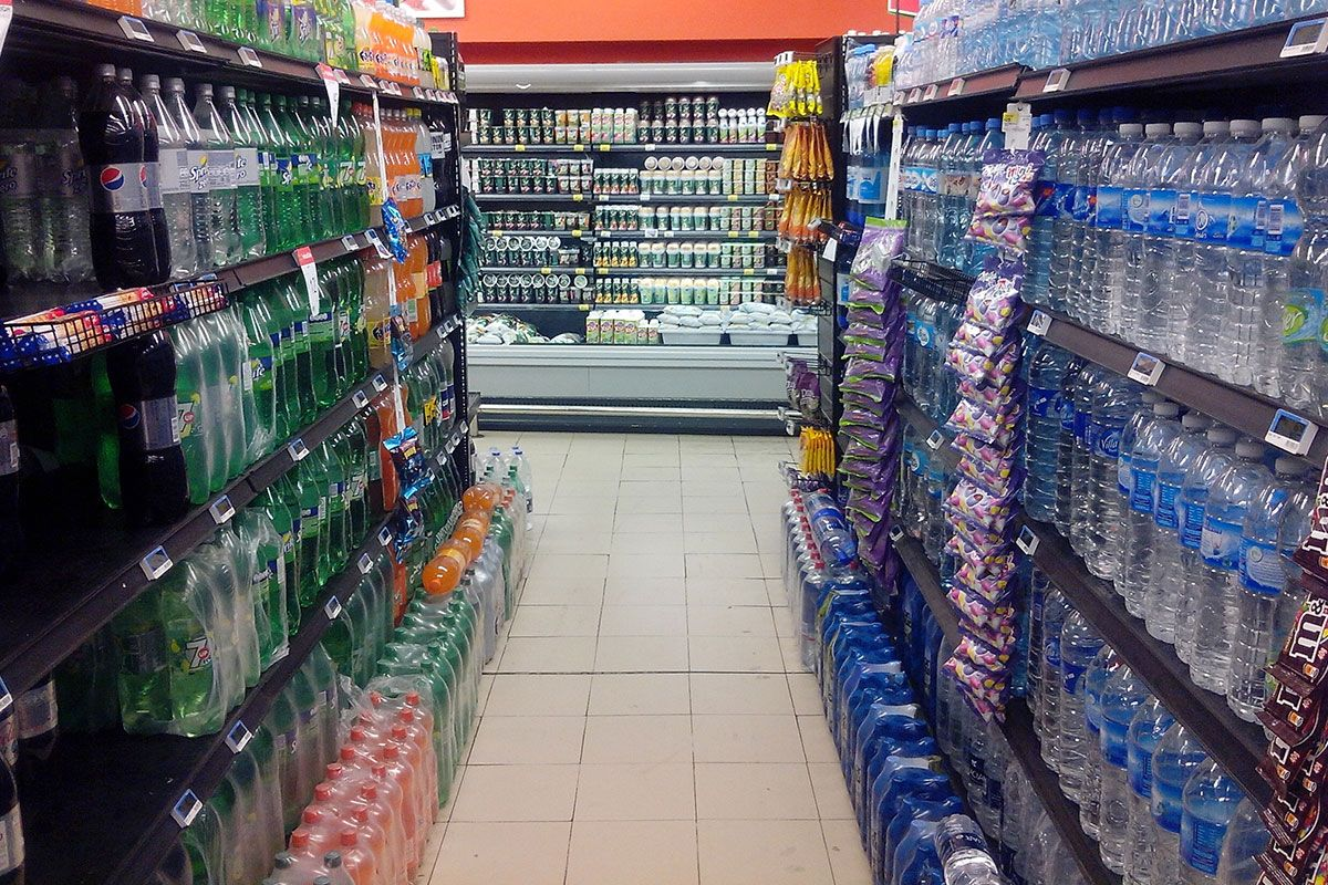 RECESIÓN: EL CONSUMO VOLVIÓ A CAER EN FEBRERO Y ACUMULA UN FUERTE RETROCESO EN EL INICIO DEL AÑO