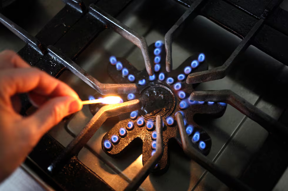 DESDE EL LUNES RIGEN NUEVOS AUMENTOS EN LUZ Y GAS