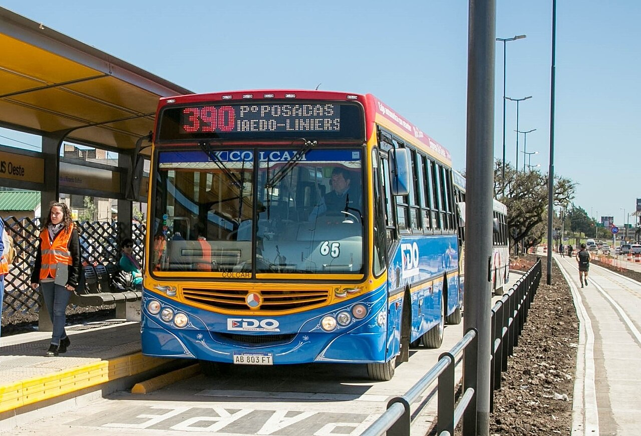 NUEVOS AUMENTOS: SUBEN COLECTIVOS Y SUBTE POR ENCIMA DE LA INFLACIÓN