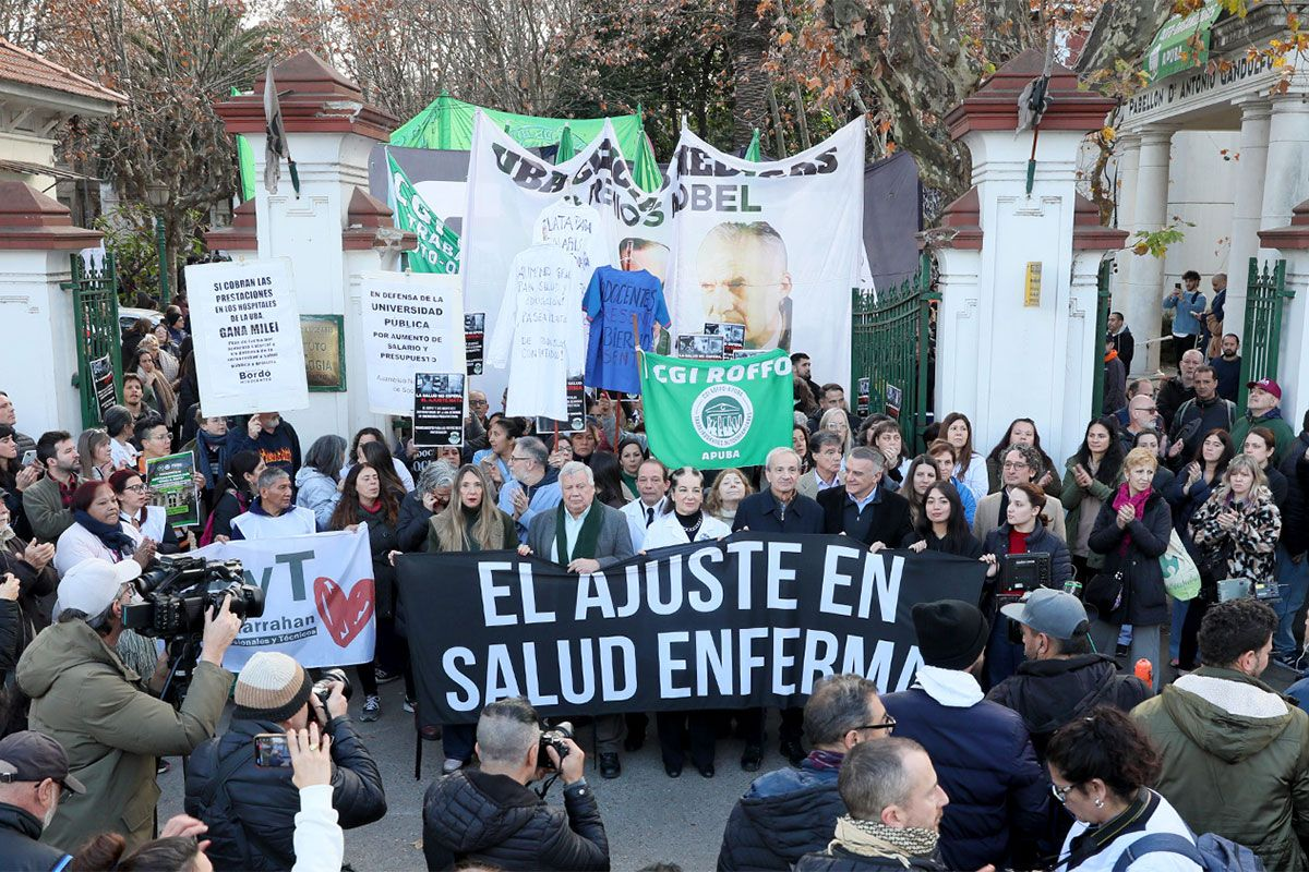 AJUSTE EN SALUD: RECORTAN $5000 MILLONES EN CÁNCER Y ALERTAN POR FALTANTES DE MEDICACIÓN