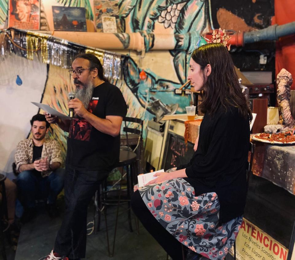 PRESENTACIÓN DE <em>MANTIS MUERE</em> DE ROCÍO KIRYK, POR SERGIO FELIPE MATTANO