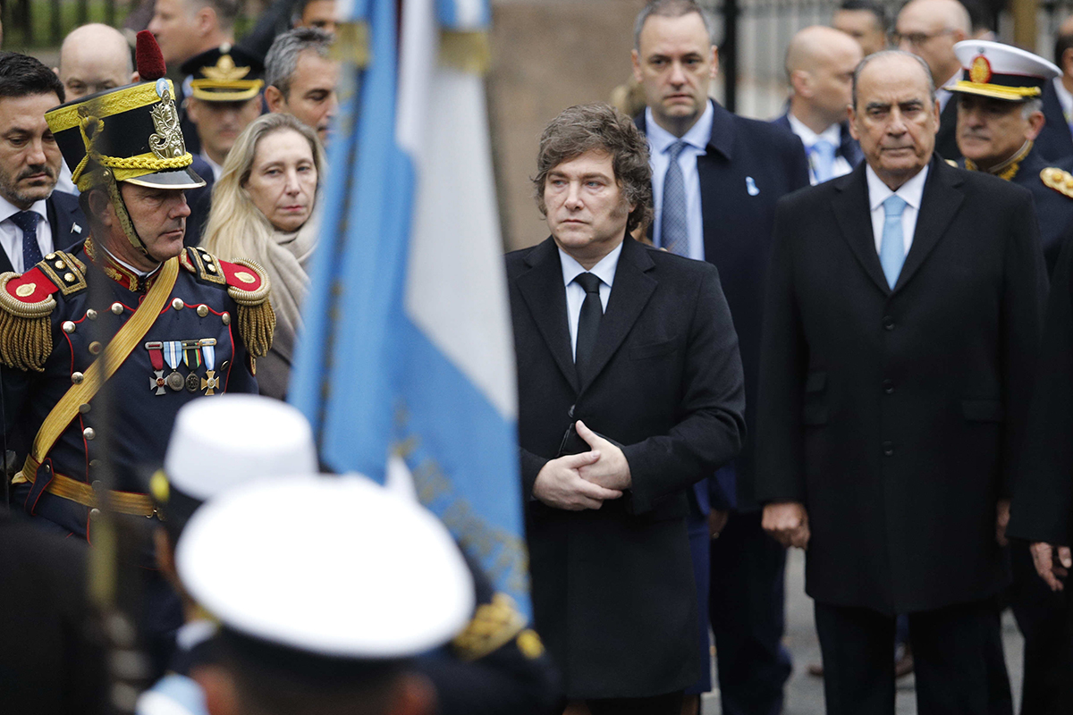 LA CONFIANZA EN EL GOBIERNO VOLVIÓ A CAER Y ACUMULA CINCO MESES CONSECUTIVOS DE BAJA