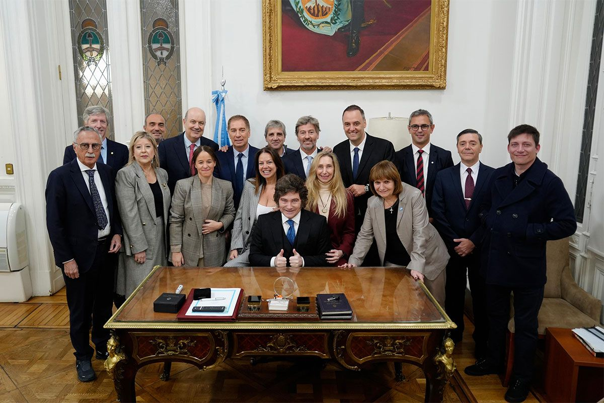 EL PAGO DE LA DEUDA YA ABSORBE MÁS RECURSOS QUE EDUCACIÓN, SALUD, CIENCIA, VIVIENDA Y TRABAJO JUNTOS