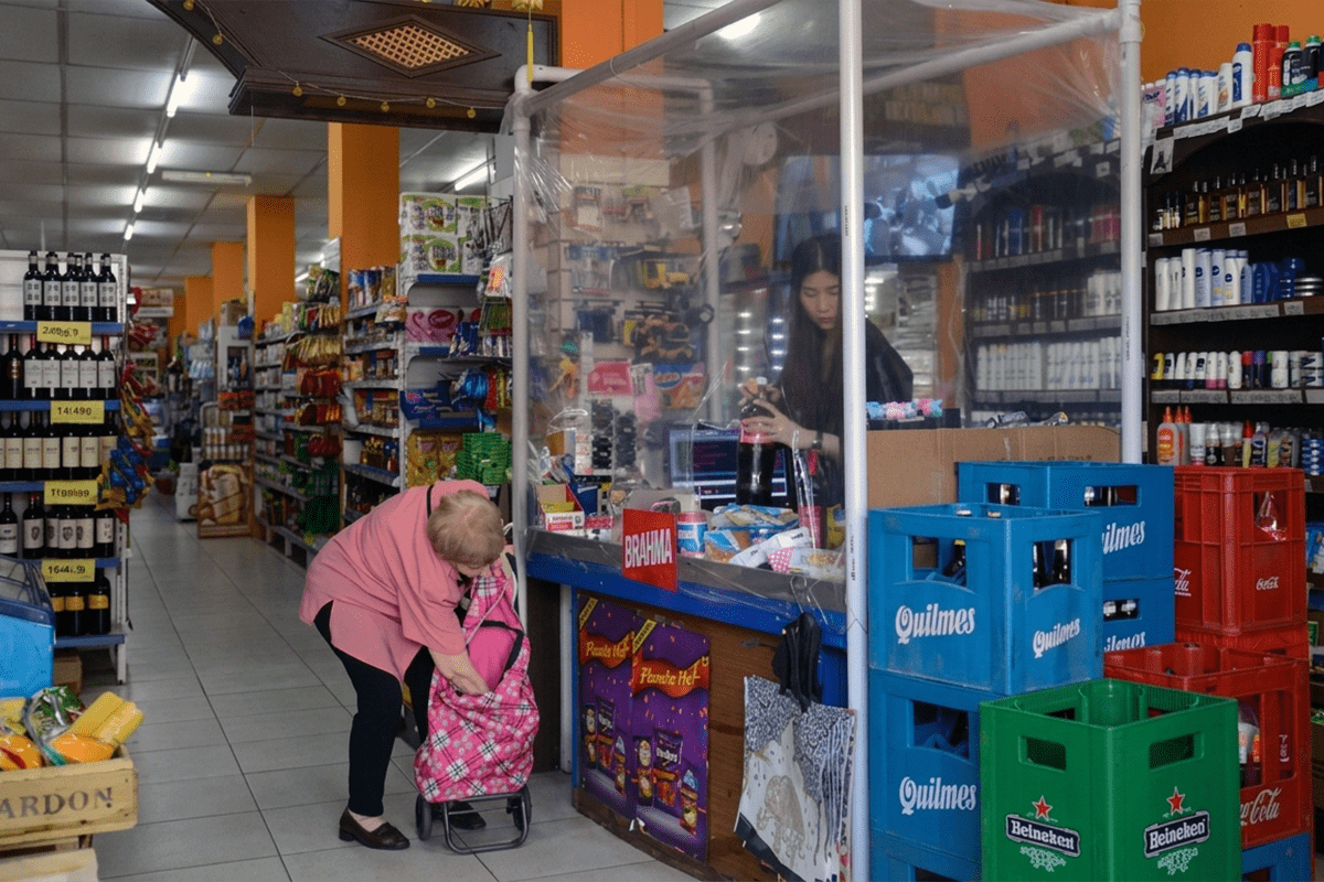 EL CONSUMO POPULAR SE DERRUMBA Y GOLPEA A LOS COMERCIOS DE BARRIO
