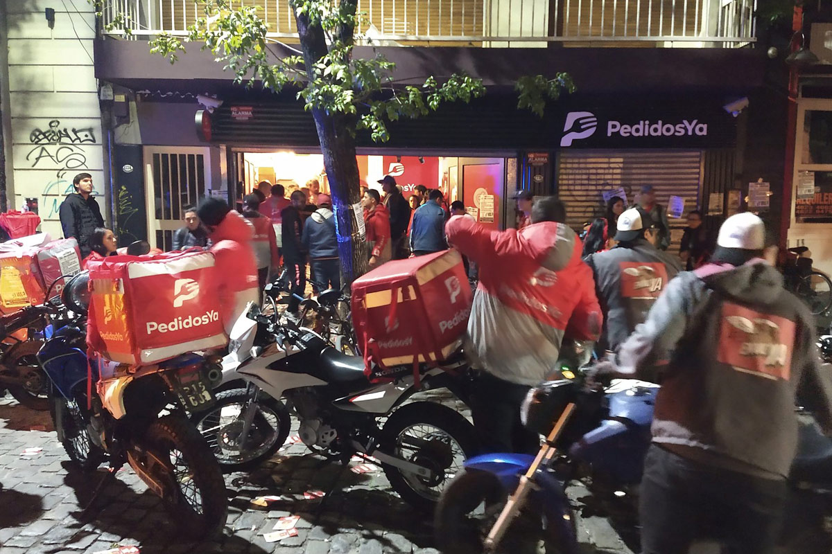 PLURIEMPLEO: 9 DE CADA 10 ARGENTINOS NECESITAN MÁS DE UN TRABAJO PARA LLEGAR A FIN DE MES