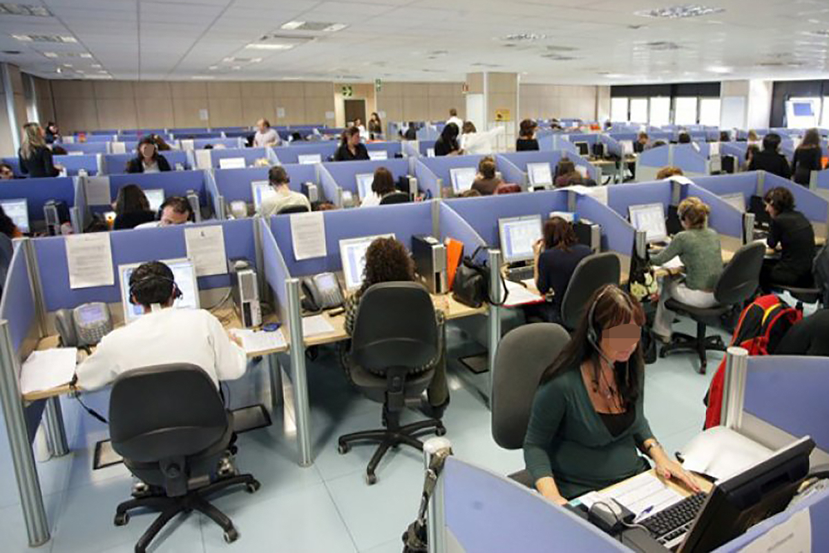 EL EMPLEO PRIVADO PARÓ DE PERDER PUESTOS DESDE NOVIEMBRE DE 2023 Y EL SALARIO MÍNIMO CAYÓ 40,8%
